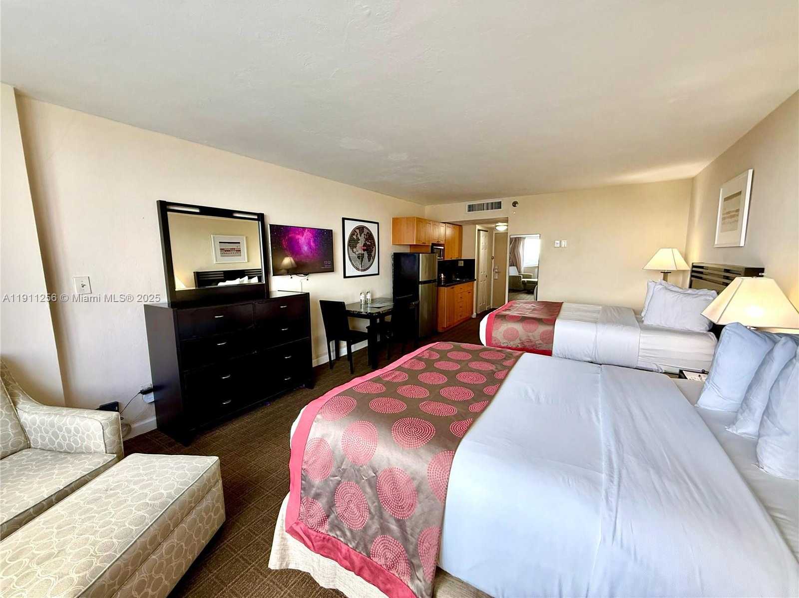 Small Image of 19201 COLLINS AVE #904, Sunny Isles Beach Number 4