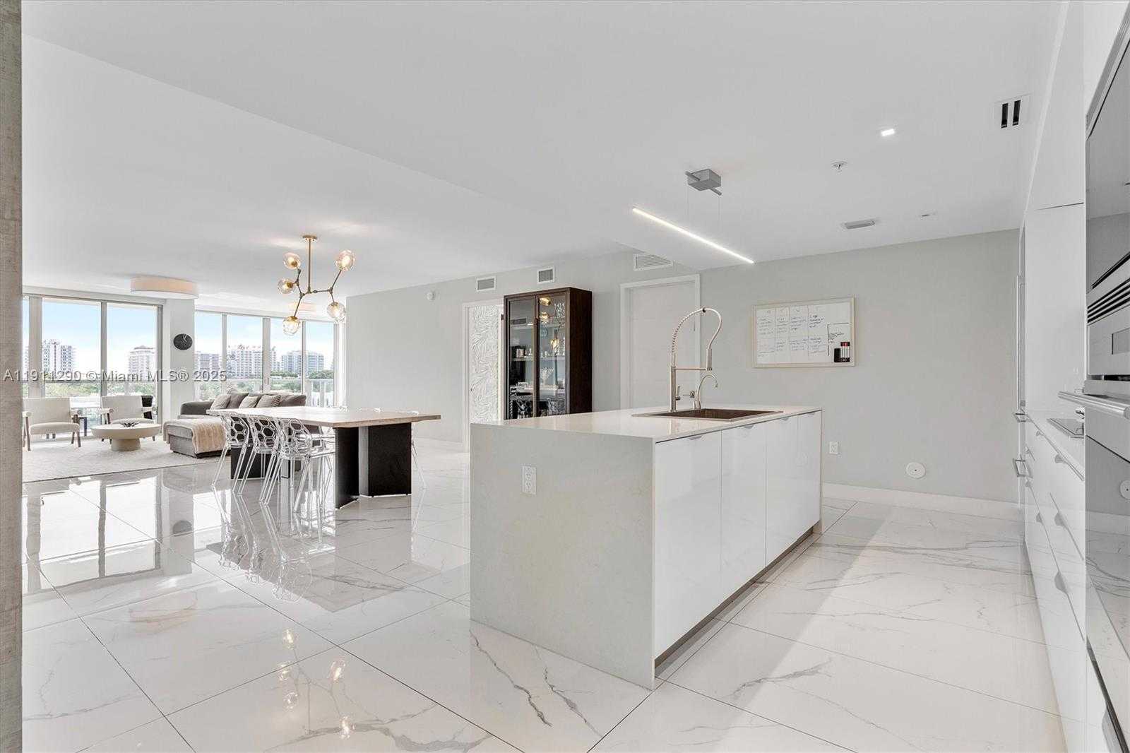 Small Image of 9521 EAST BAY HARBOR DR #604, Bay Harbor Islands Number 5