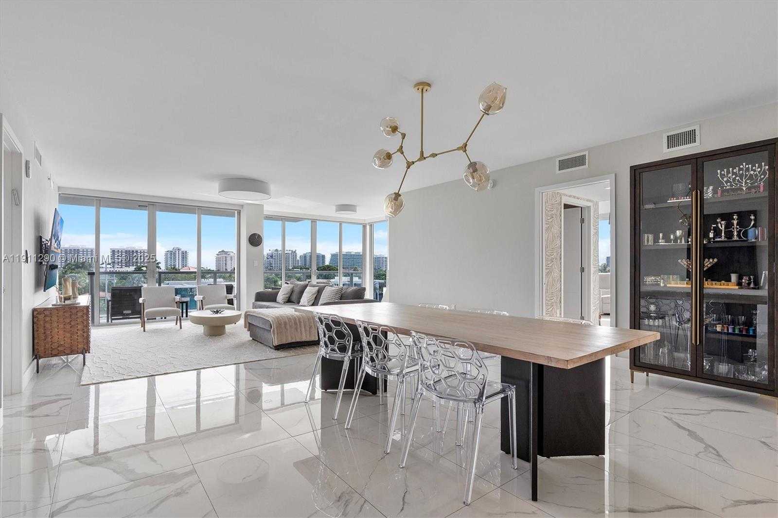 Small Image of 9521 EAST BAY HARBOR DR #604, Bay Harbor Islands Number 7