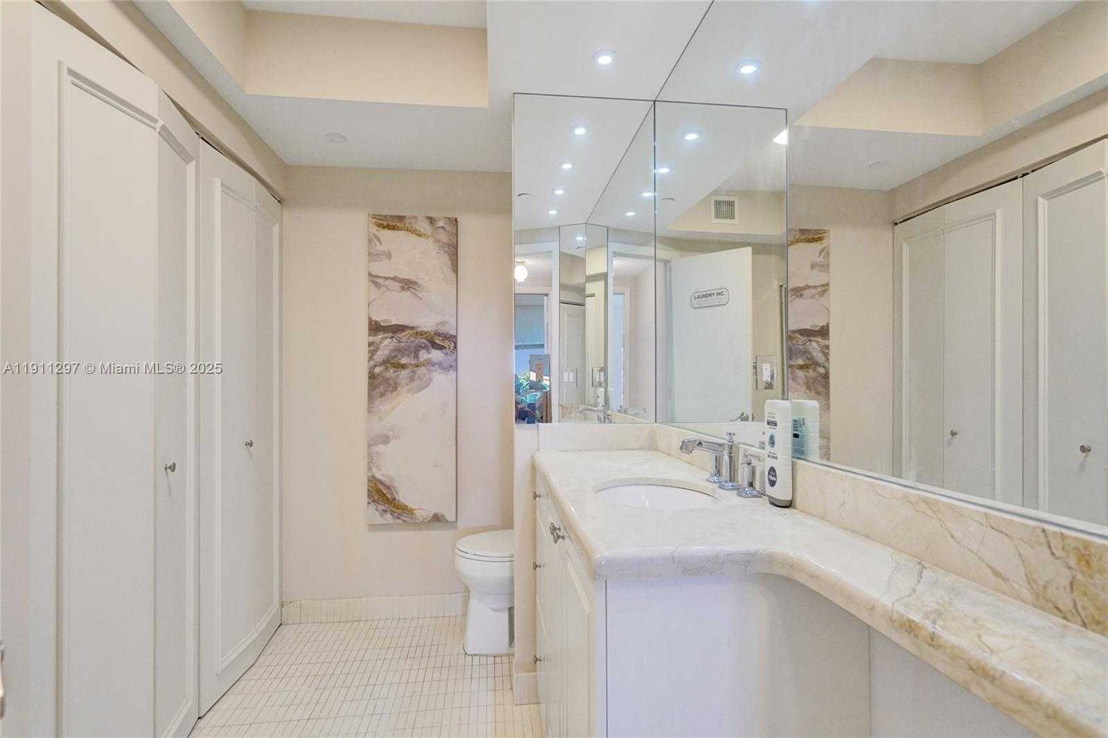 Small Image of 20281 EAST COUNTRY CLUB DR #511, Aventura Number 22