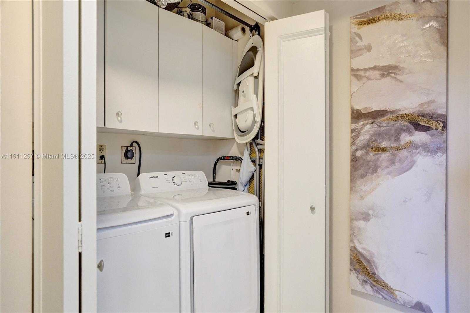 Small Image of 20281 EAST COUNTRY CLUB DR #511, Aventura Number 23