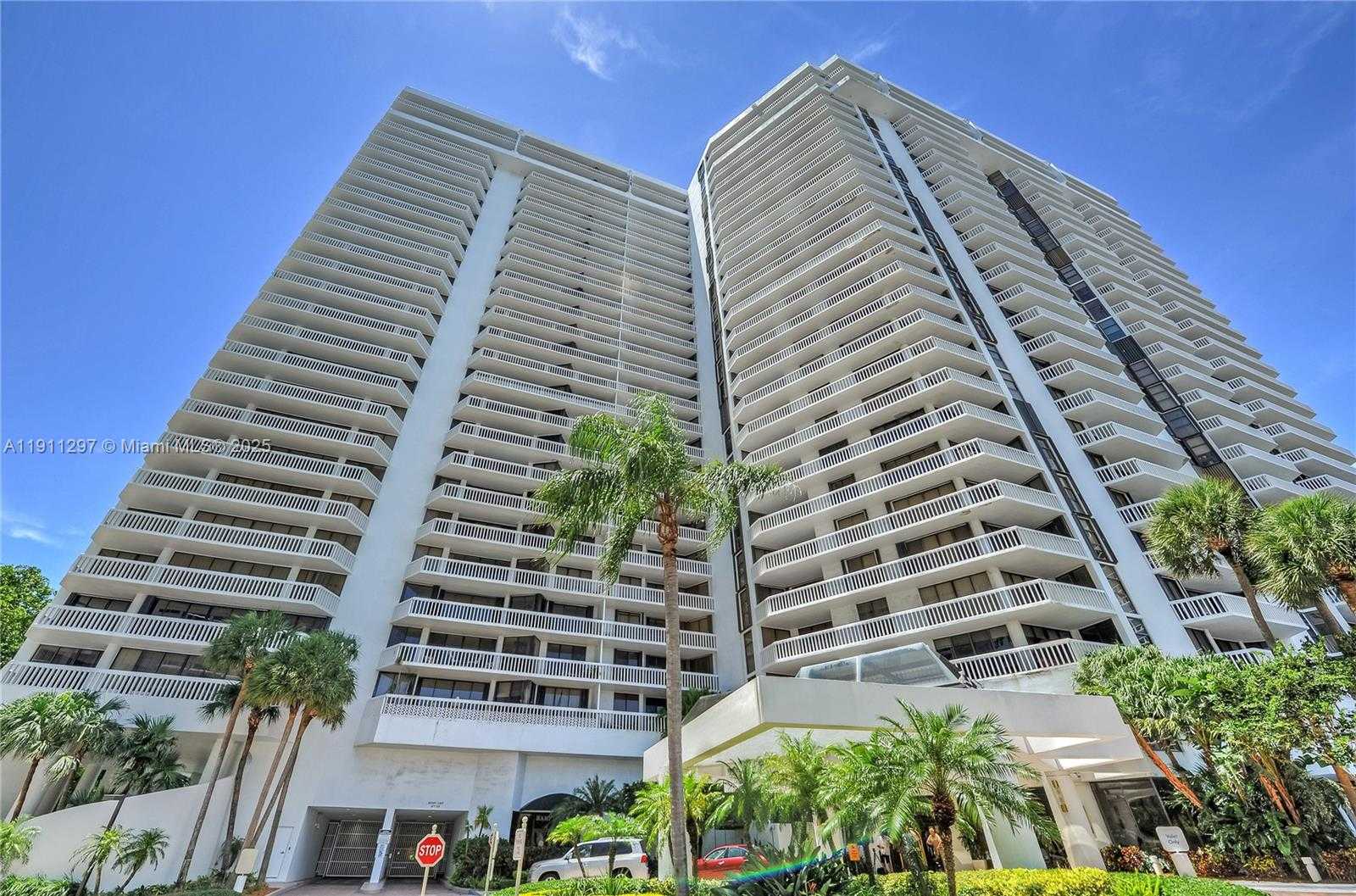 Small Image of 20281 EAST COUNTRY CLUB DR #511, Aventura Number 26