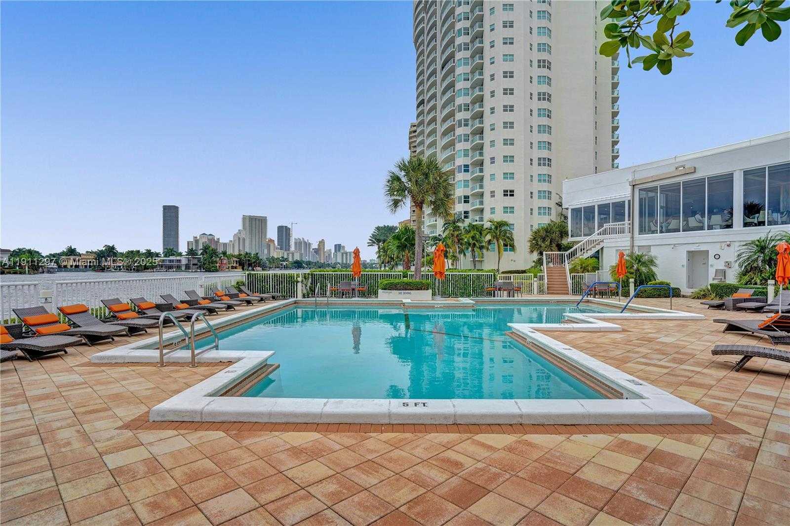Small Image of 20281 EAST COUNTRY CLUB DR #511, Aventura Number 28