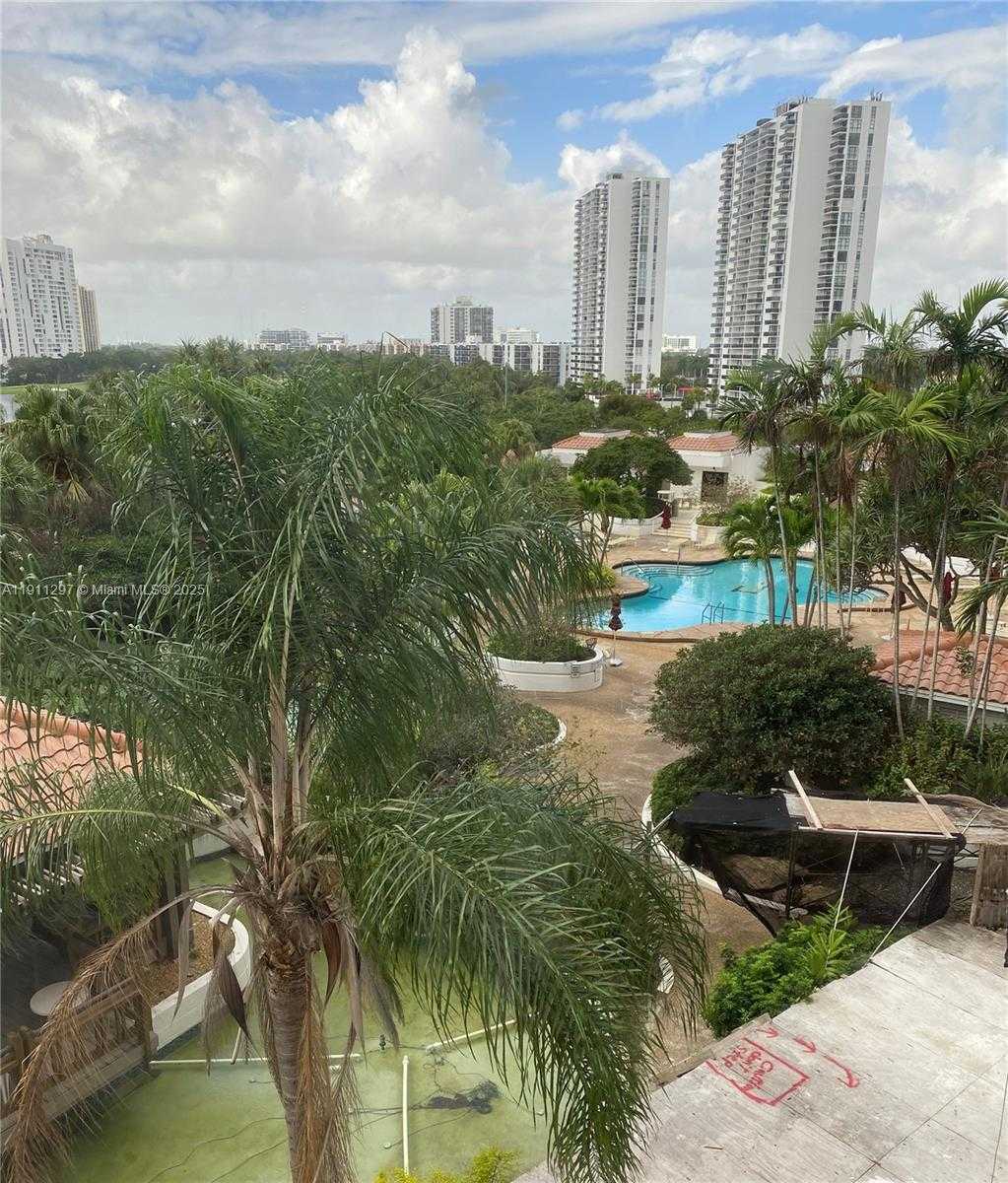 Small Image of 20281 EAST COUNTRY CLUB DR #511, Aventura Number 30