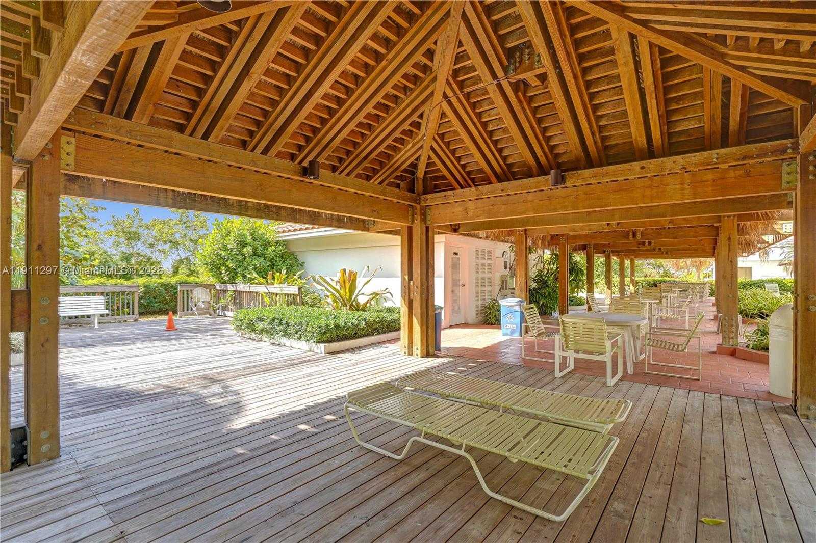 Small Image of 20281 EAST COUNTRY CLUB DR #511, Aventura Number 31