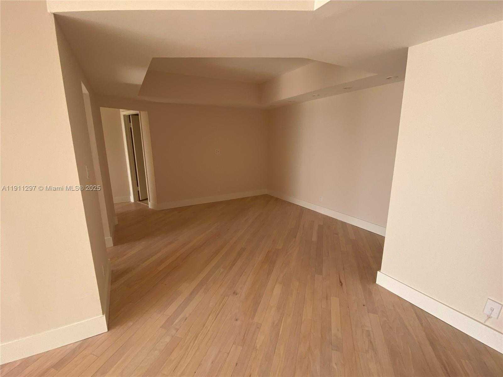 Small Image of 20281 EAST COUNTRY CLUB DR #511, Aventura Number 5