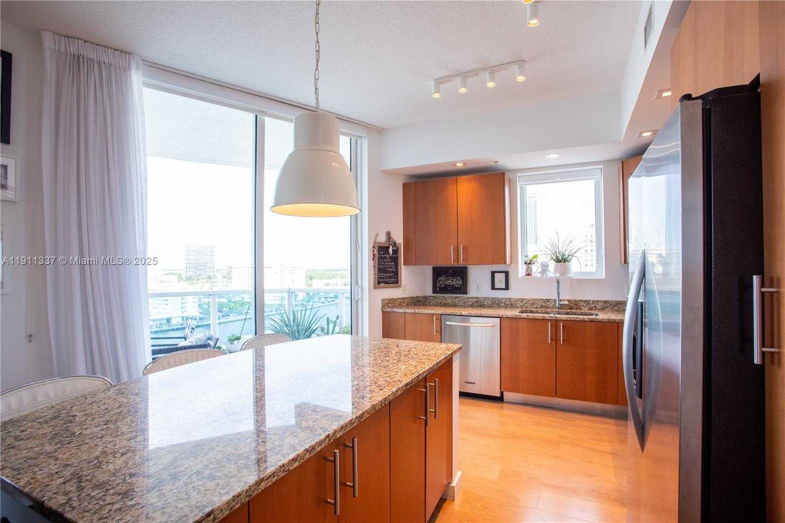 Small Image of 1945 SOUTH OCEAN DR #1108, Hallandale Beach Number 12