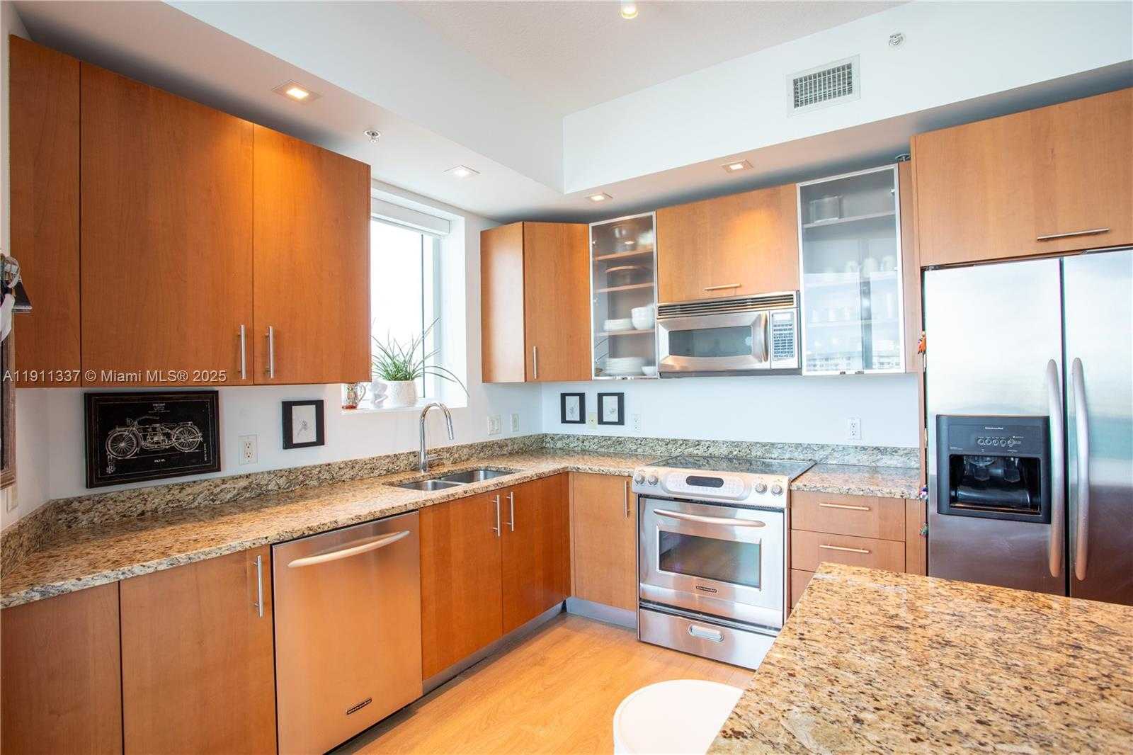 Small Image of 1945 SOUTH OCEAN DR #1108, Hallandale Beach Number 13