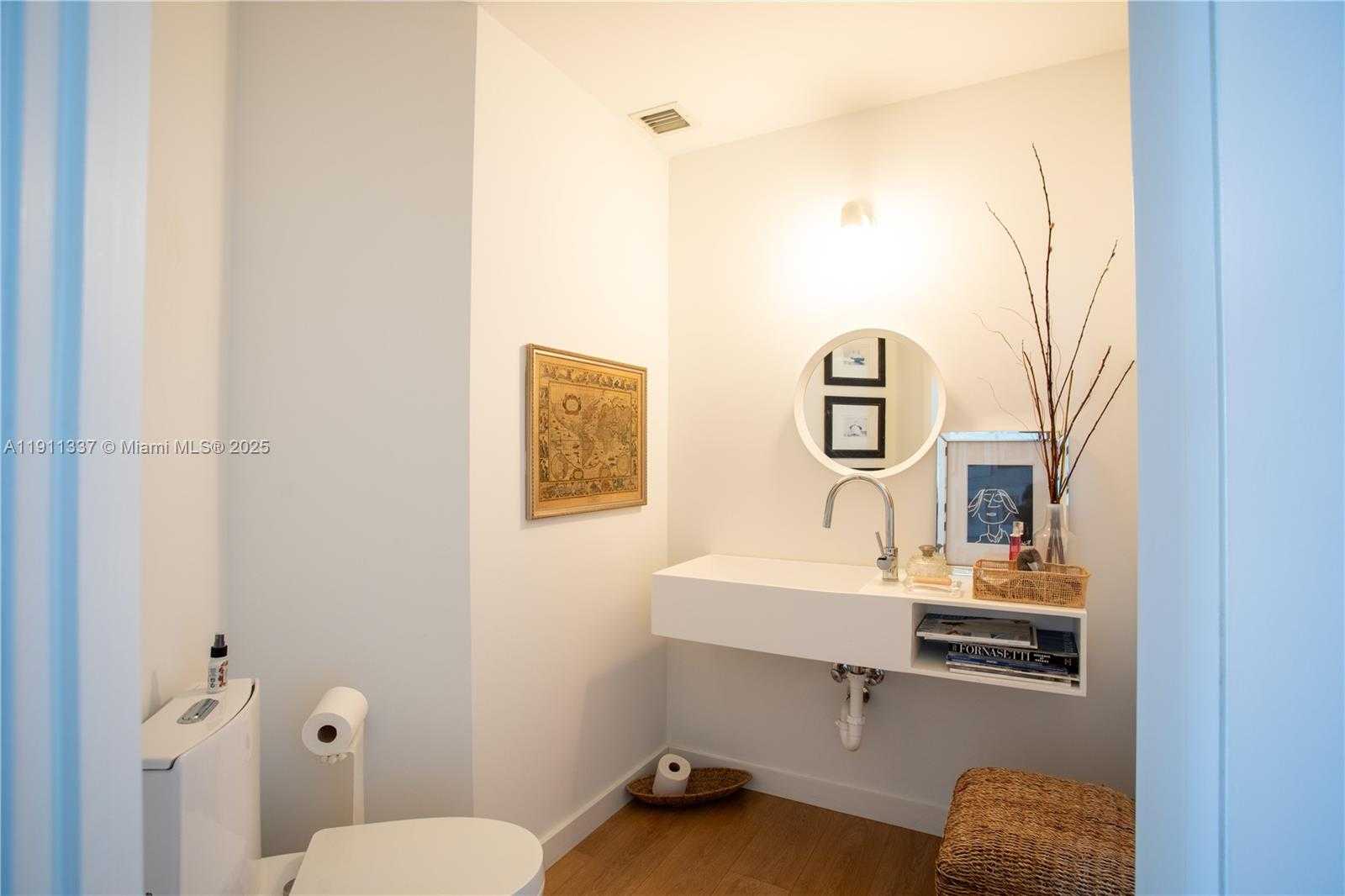 Small Image of 1945 SOUTH OCEAN DR #1108, Hallandale Beach Number 26