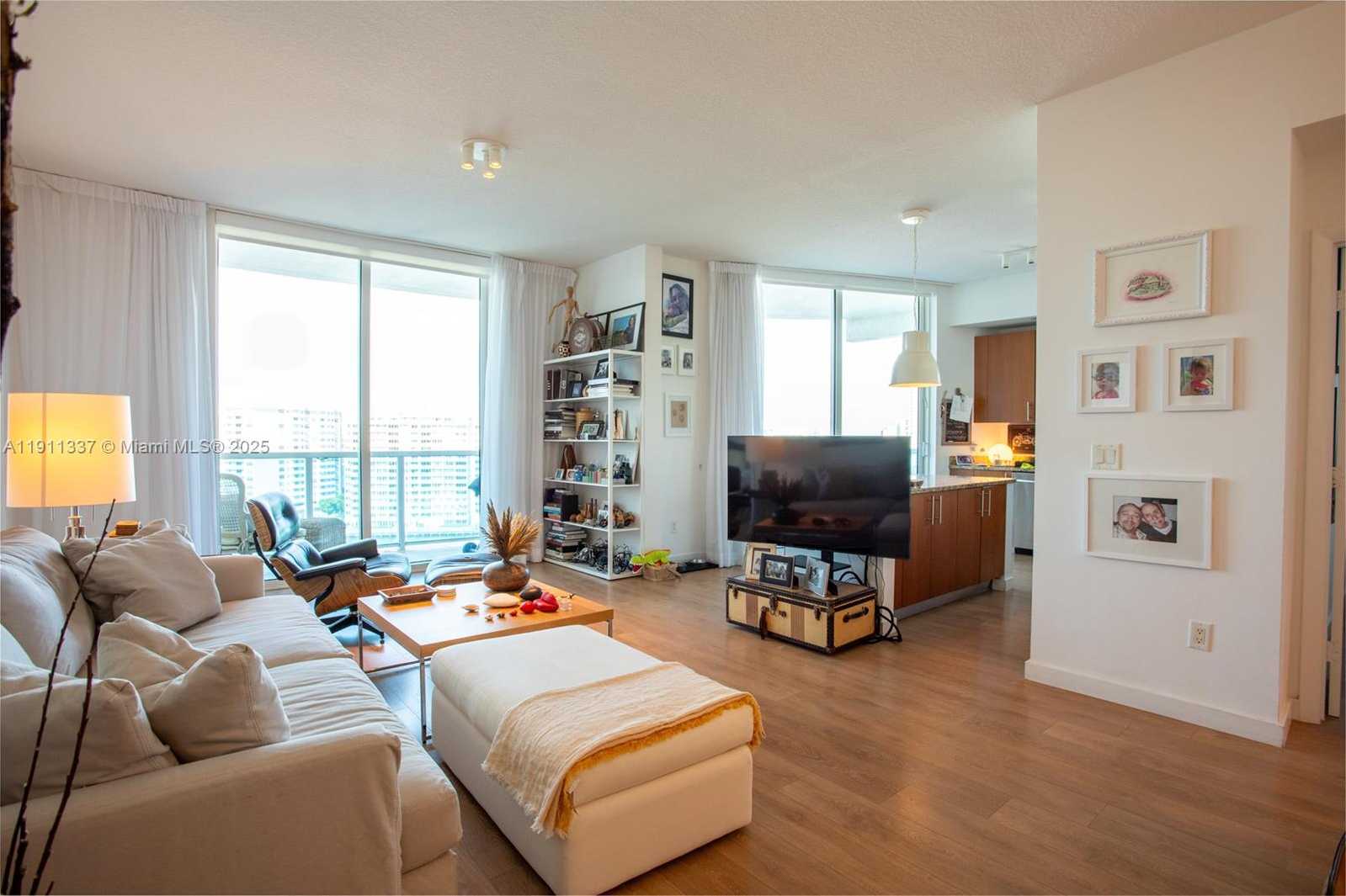 Small Image of 1945 SOUTH OCEAN DR #1108, Hallandale Beach Number 3