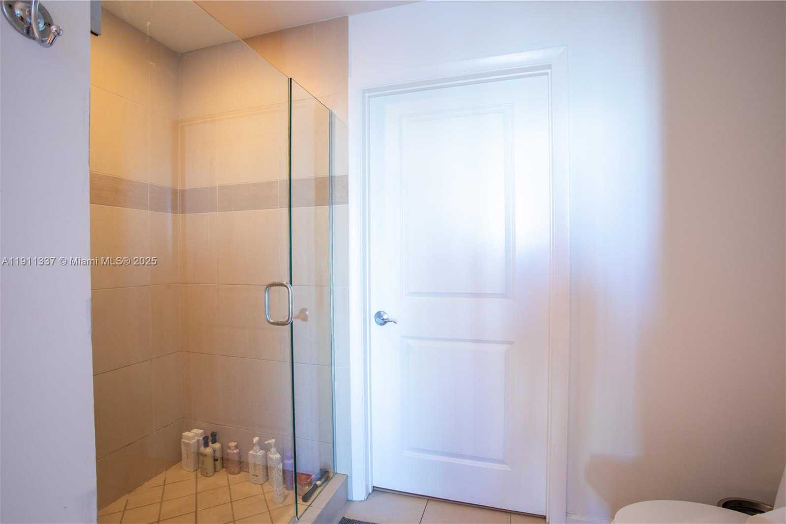 Small Image of 1945 SOUTH OCEAN DR #1108, Hallandale Beach Number 31