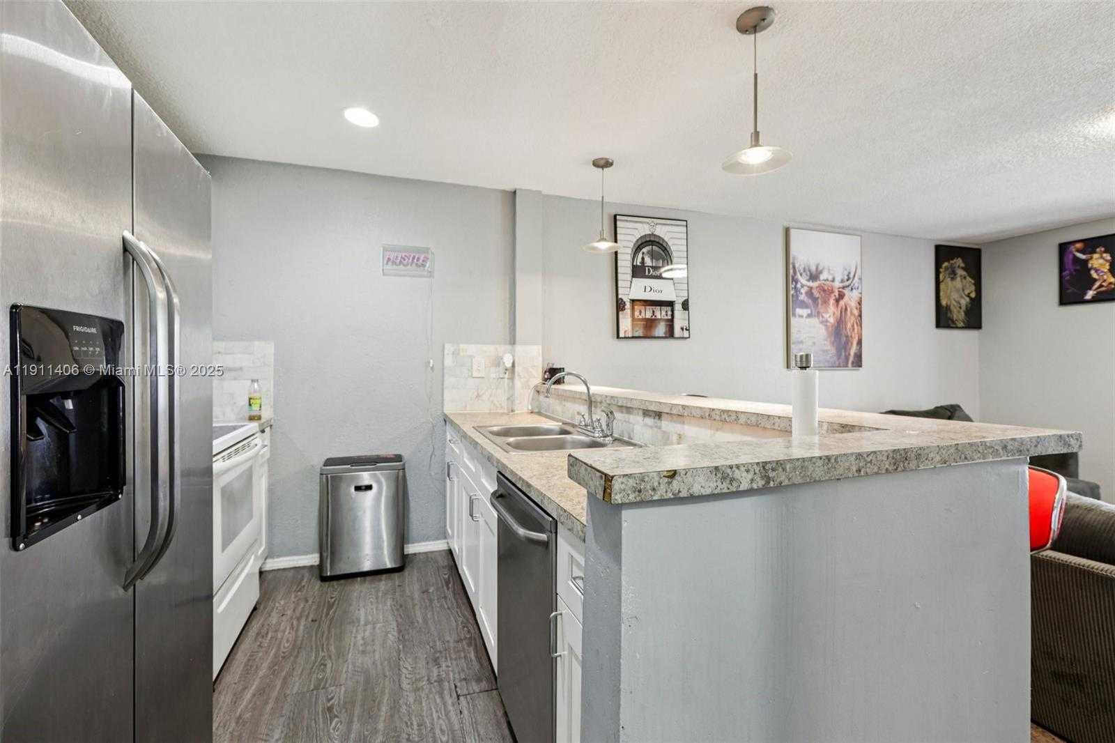 Small Image of 2117 EAST BOND DR #1, West Palm Beach Number 18