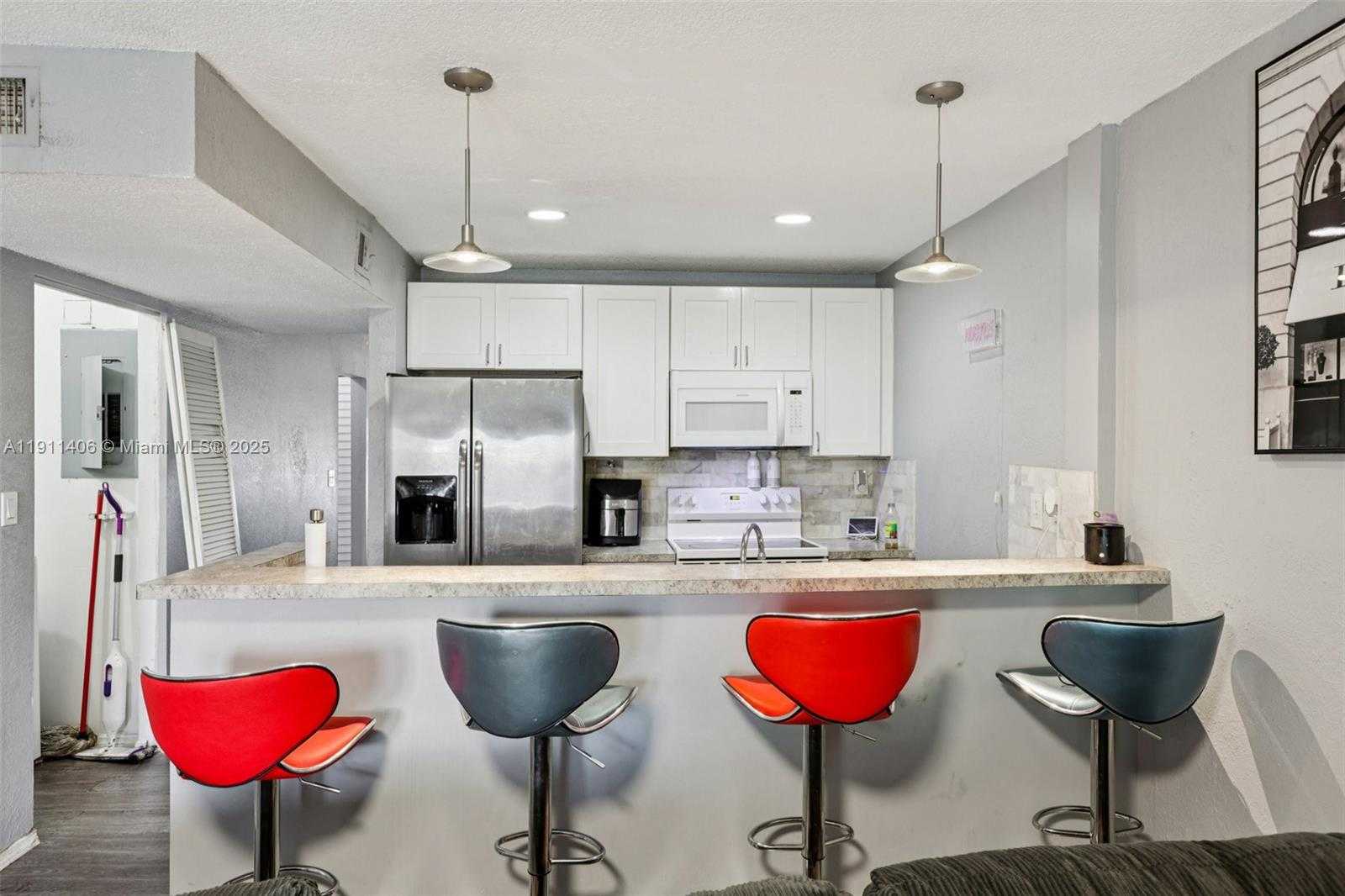 Small Image of 2117 EAST BOND DR #1, West Palm Beach Number 20