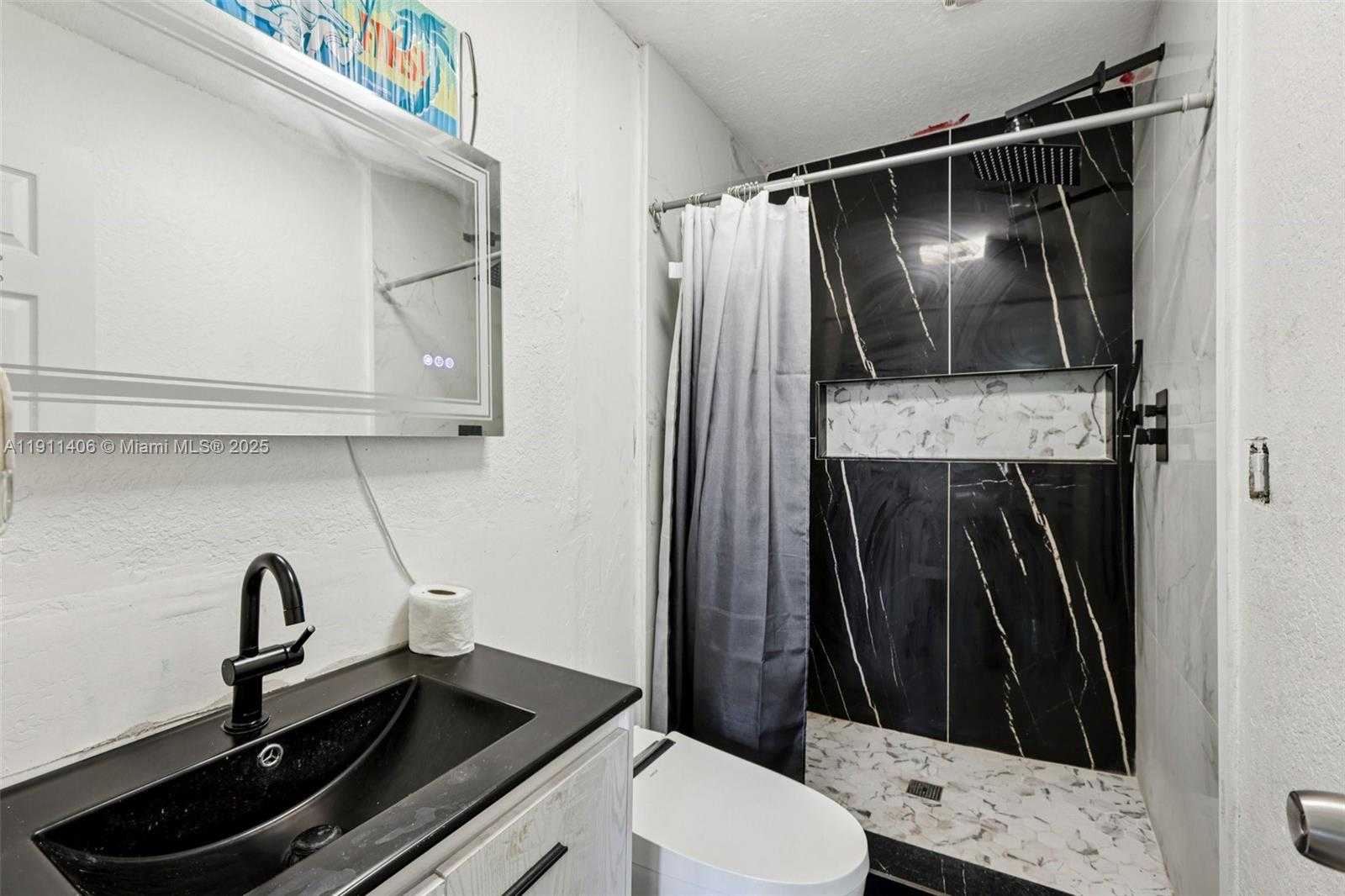 Small Image of 2117 EAST BOND DR #1, West Palm Beach Number 27