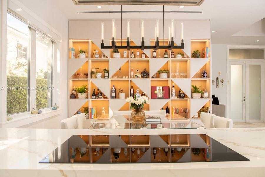 Small Image of 4819 UNIVERSITY DR #4819, Coral Gables Number 23