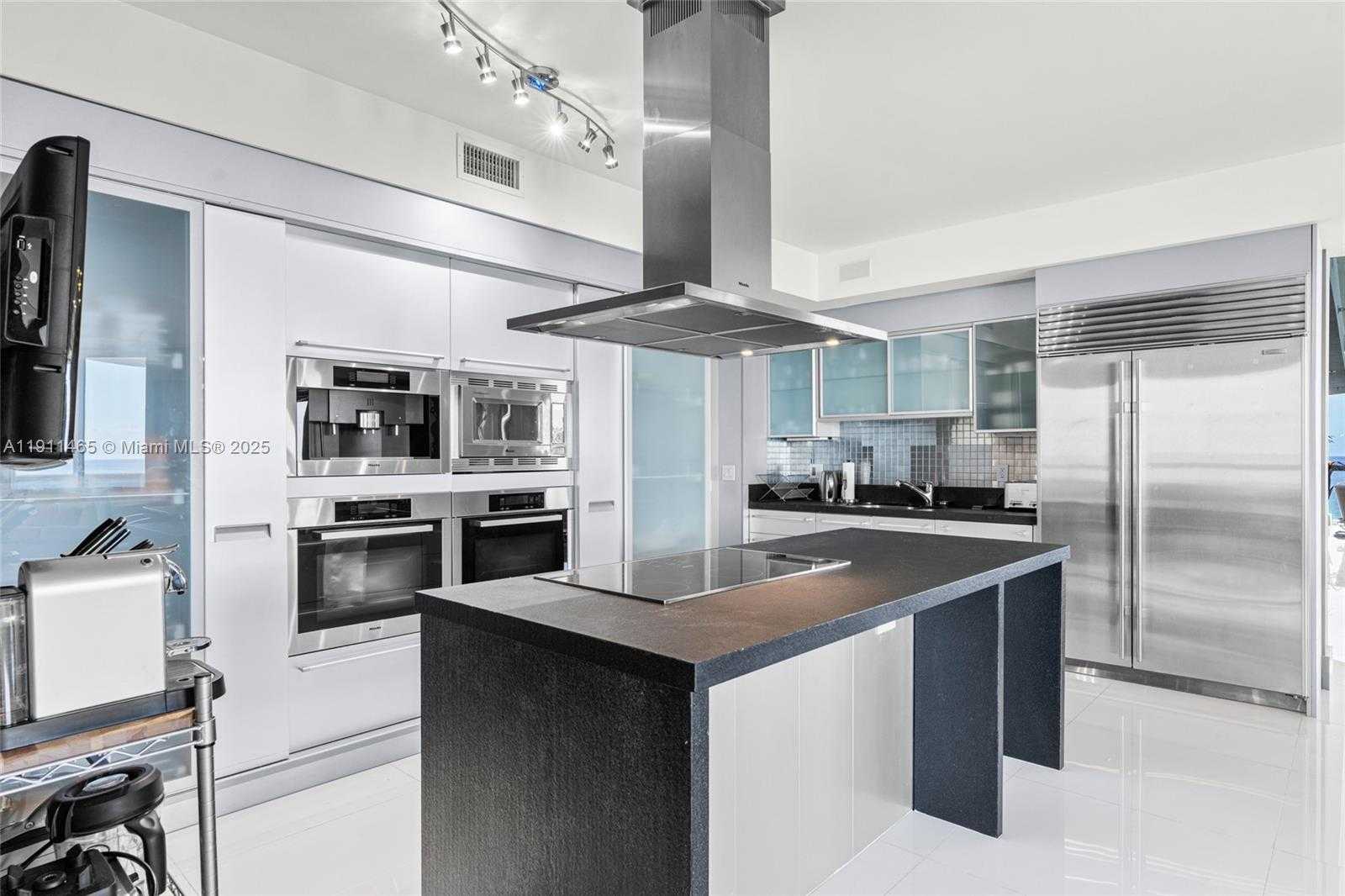 Small Image of 18201 COLLINS AVE #709, Sunny Isles Beach Number 14