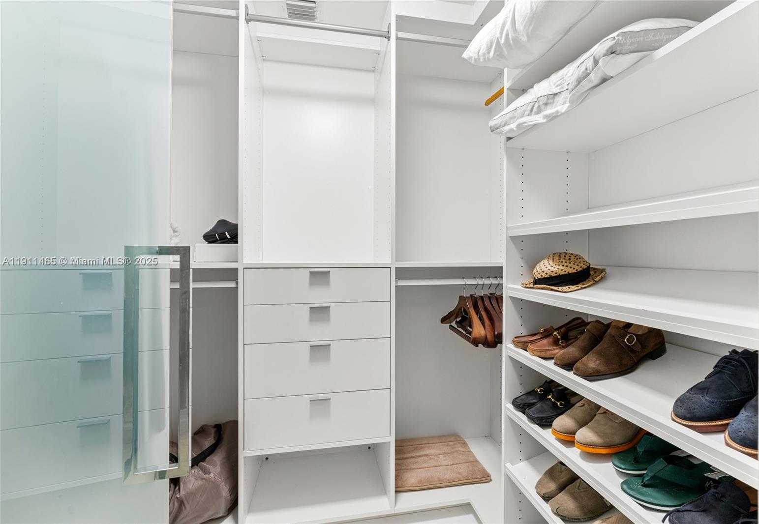 Small Image of 18201 COLLINS AVE #709, Sunny Isles Beach Number 26