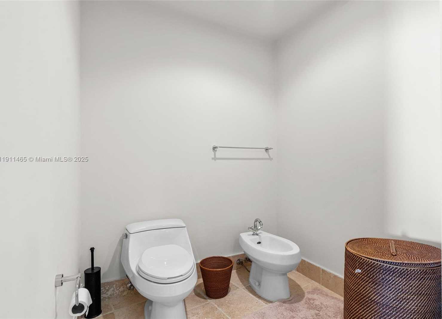 Small Image of 18201 COLLINS AVE #709, Sunny Isles Beach Number 27