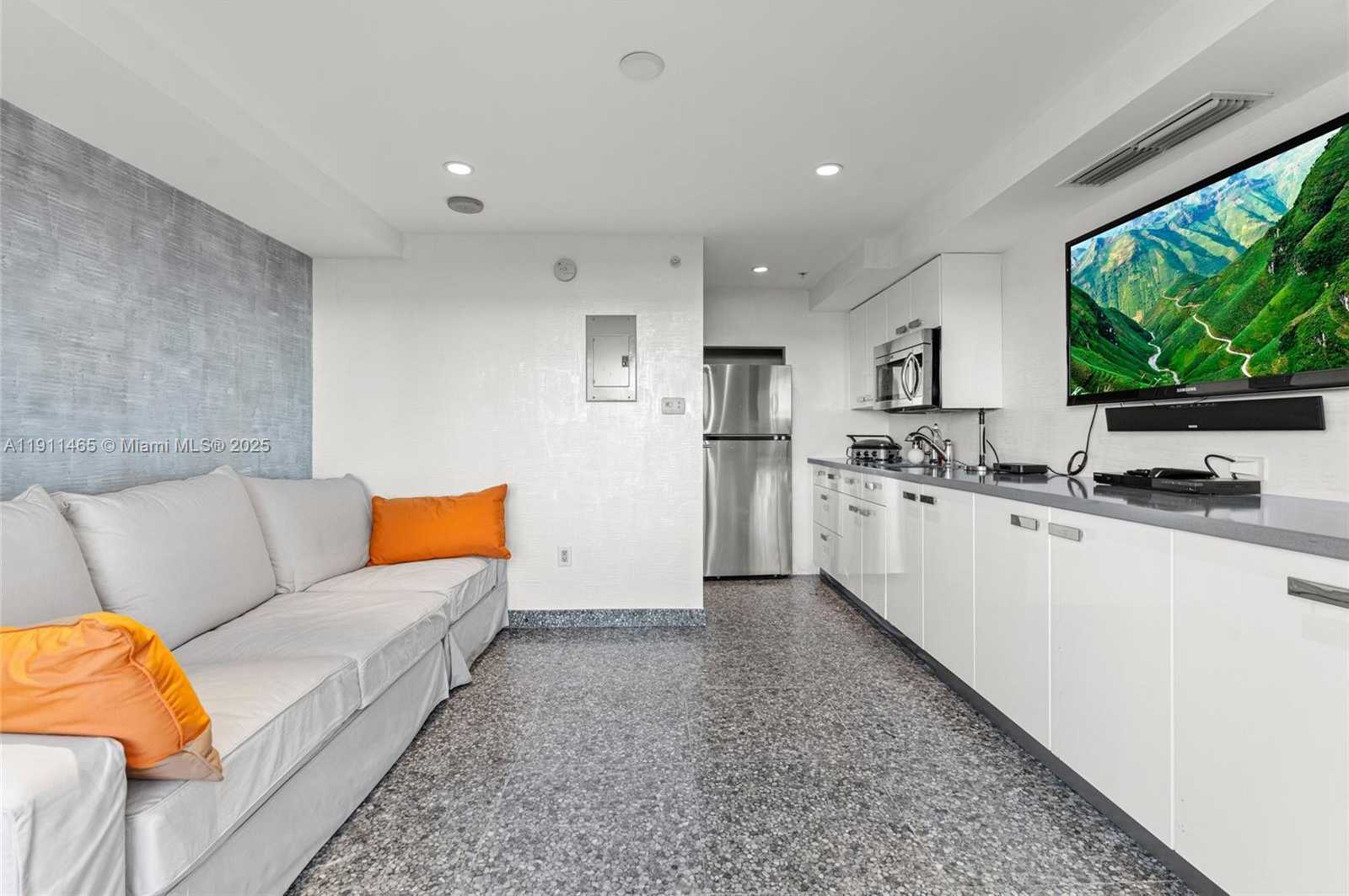 Small Image of 18201 COLLINS AVE #709, Sunny Isles Beach Number 42