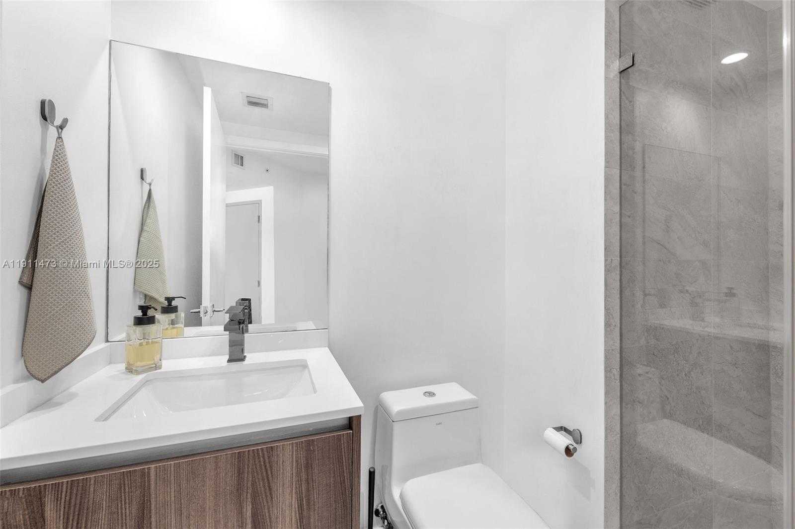 Small Image of 488 NORTH EAST 18TH ST #4311, Miami Number 25