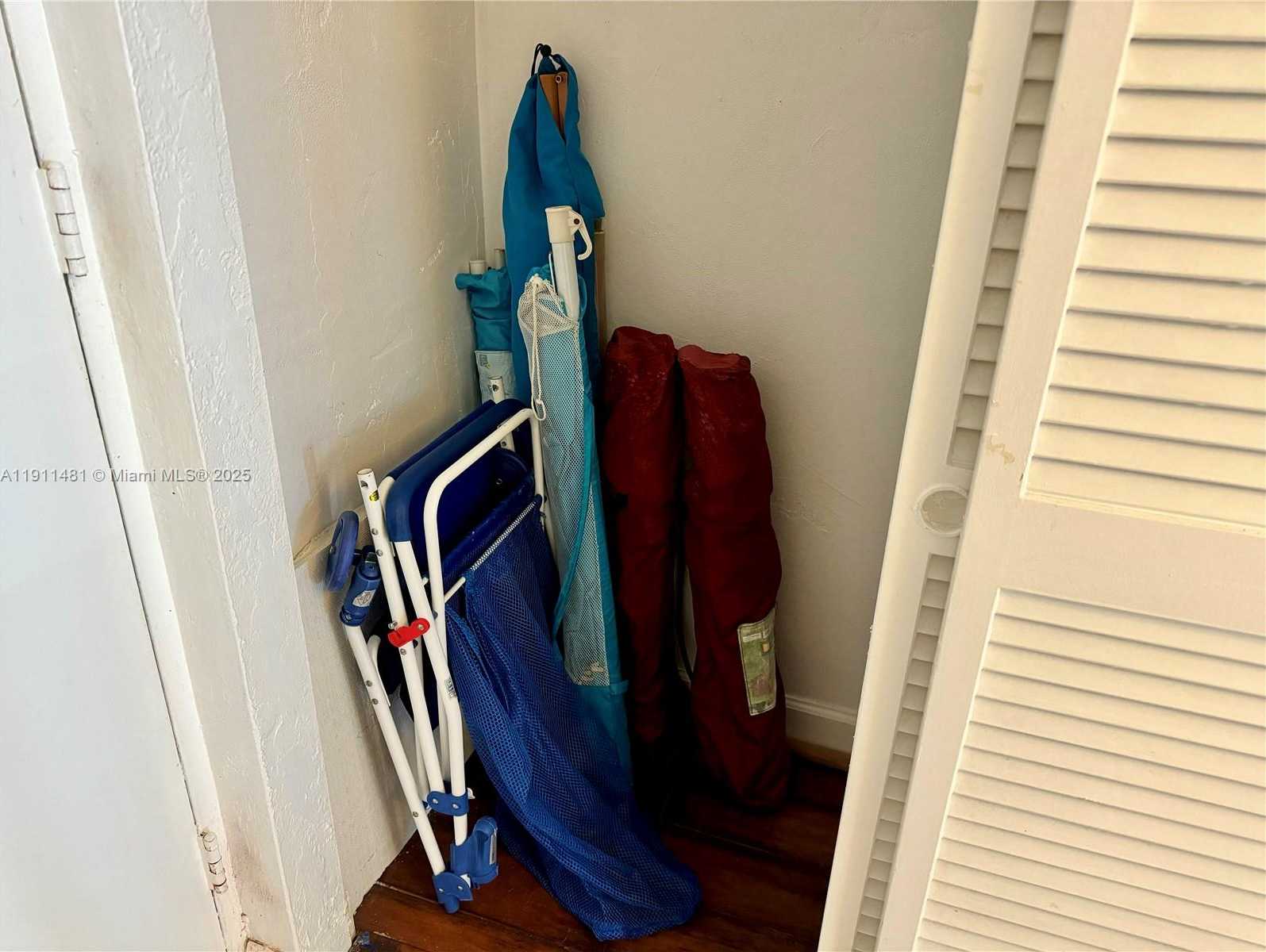 Imagen de Pequeño Objeto