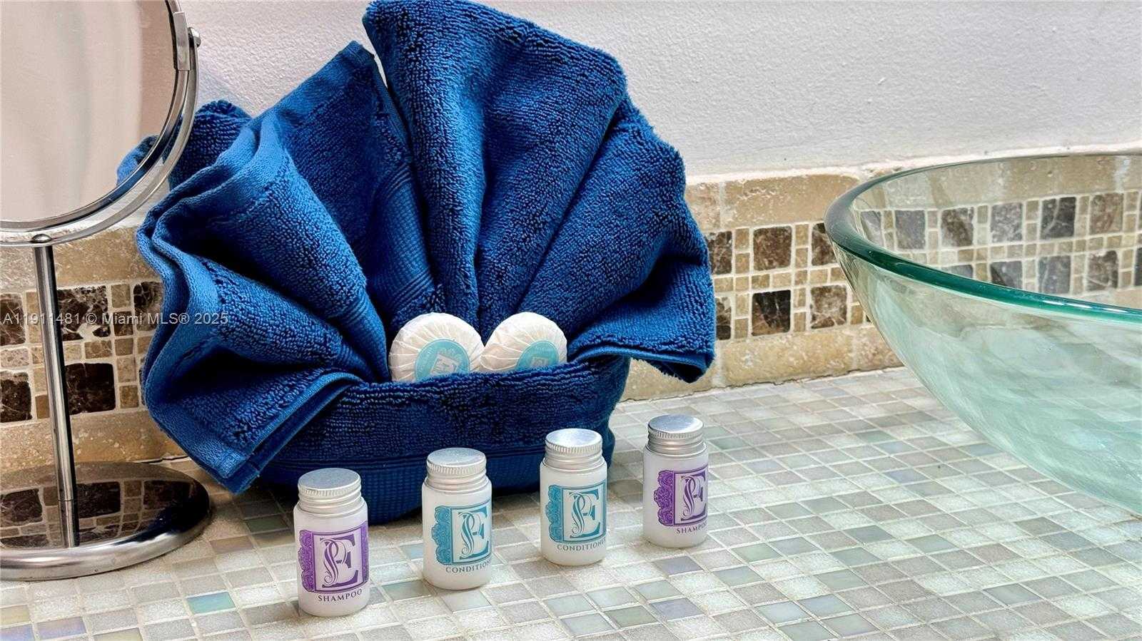 Imagen de Pequeño Objeto