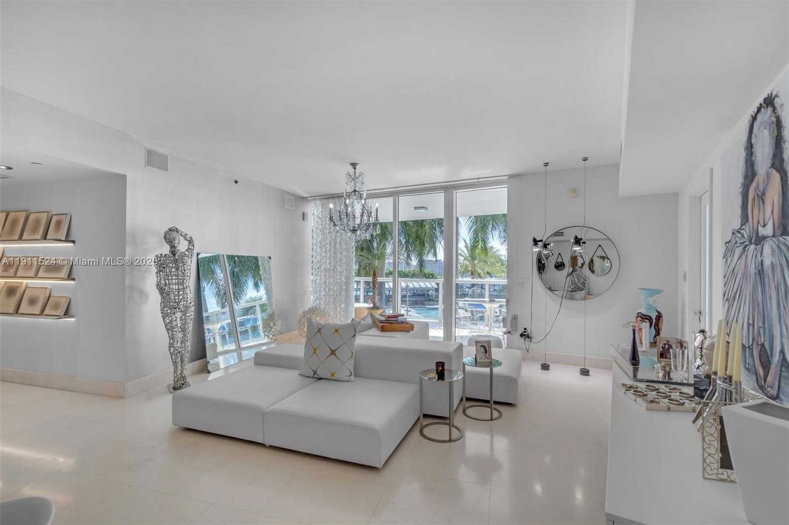Small Image of 400 ALTON RD #706, Miami Beach Number 4