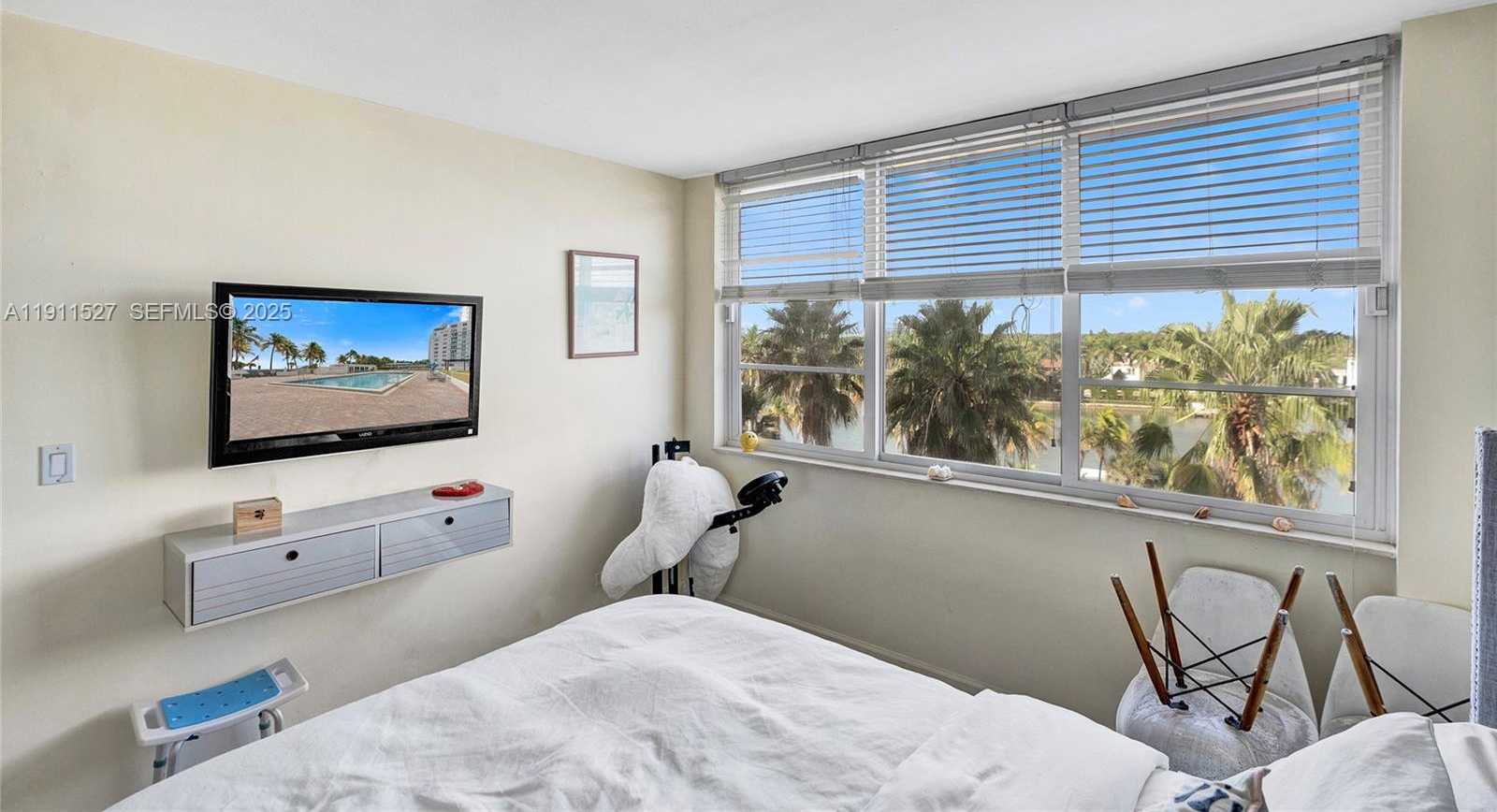 Small Image of 5005 COLLINS AVE #608, Miami Beach Number 27