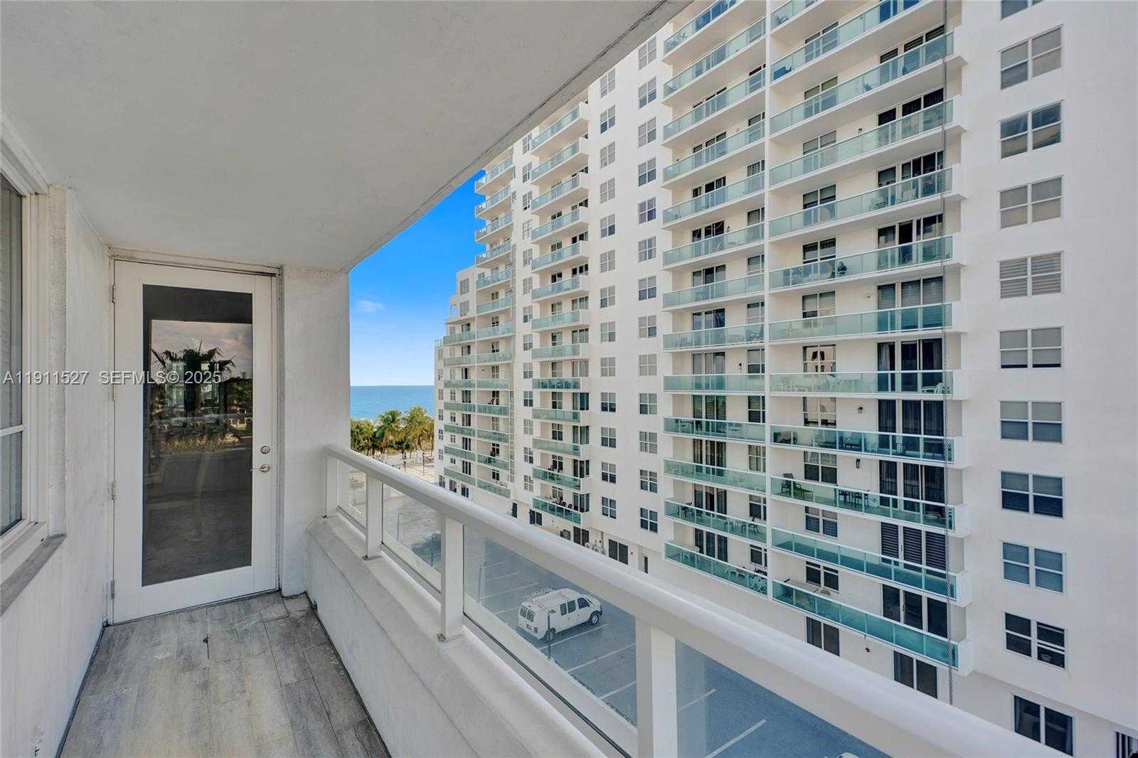 Small Image of 5005 COLLINS AVE #608, Miami Beach Number 36