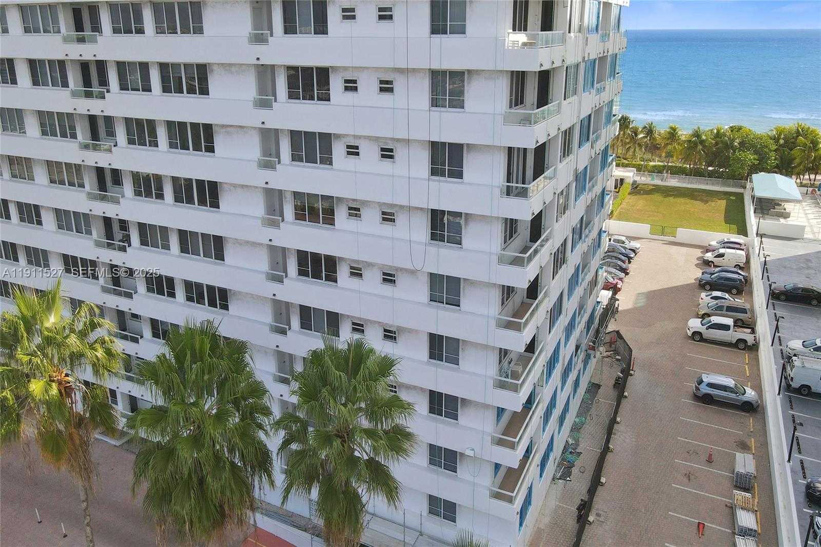 Small Image of 5005 COLLINS AVE #608, Miami Beach Number 45