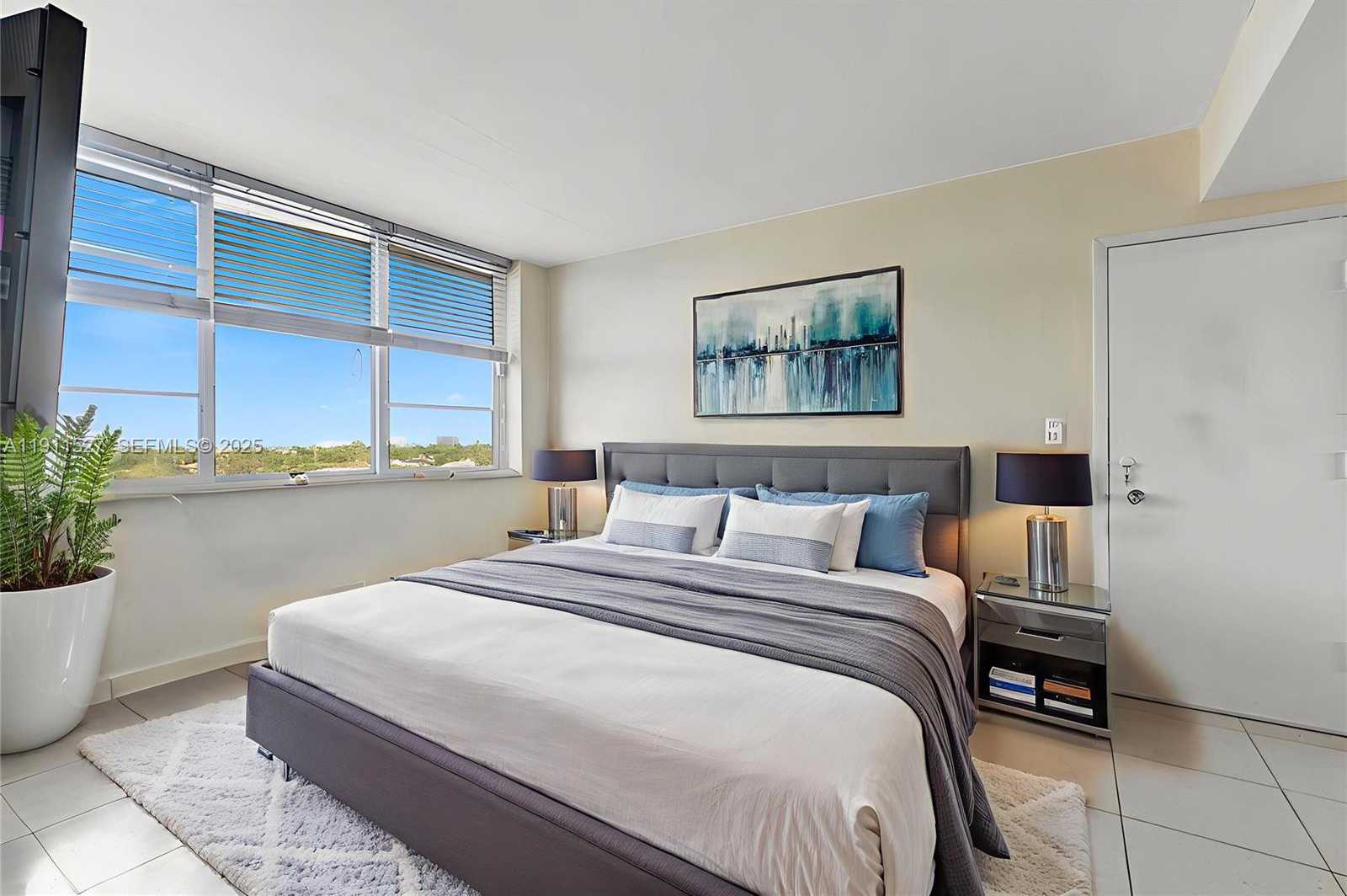 Small Image of 5005 COLLINS AVE #608, Miami Beach Number 7