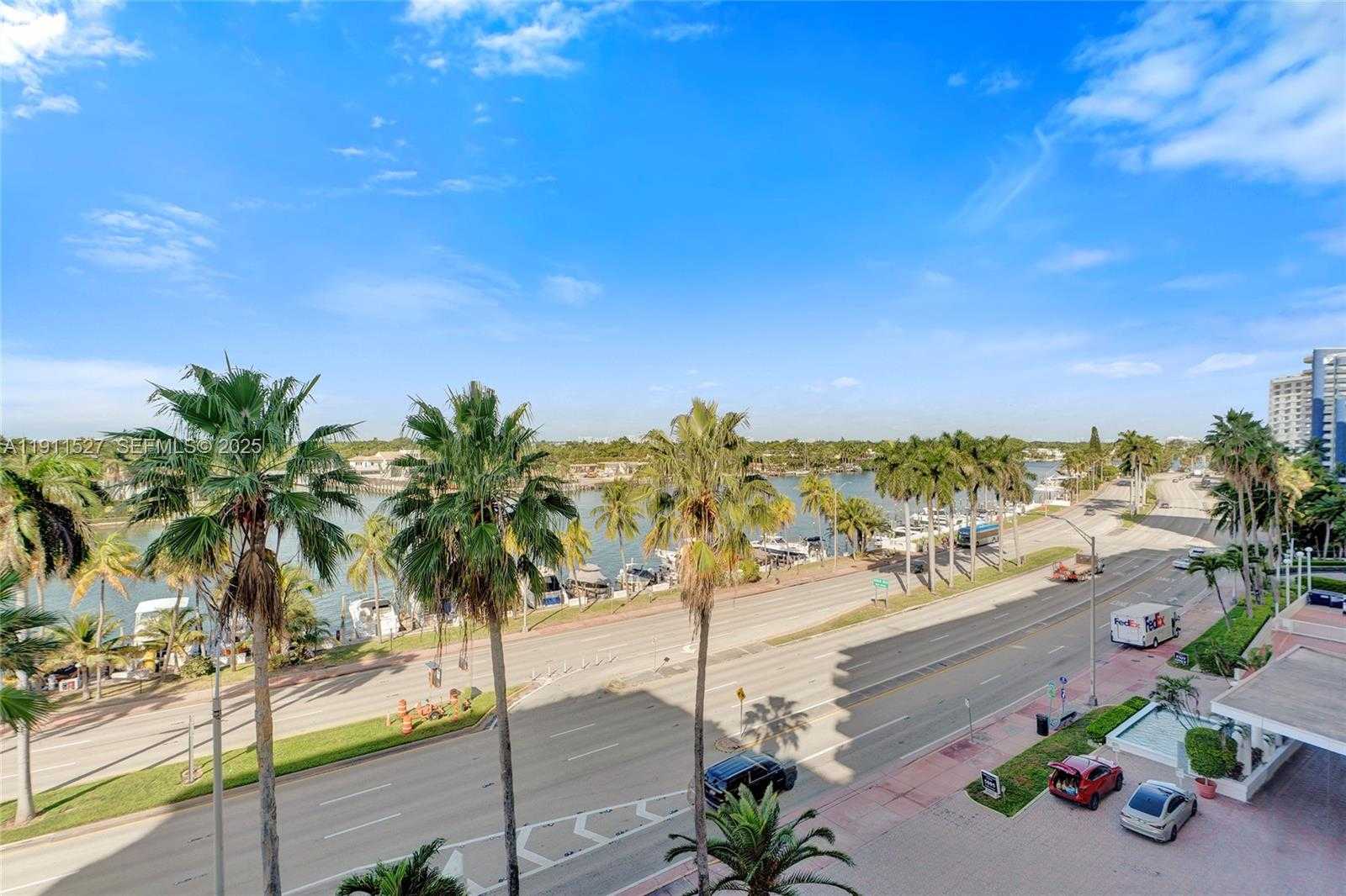 Small Image of 5005 COLLINS AVE #608, Miami Beach Number 9