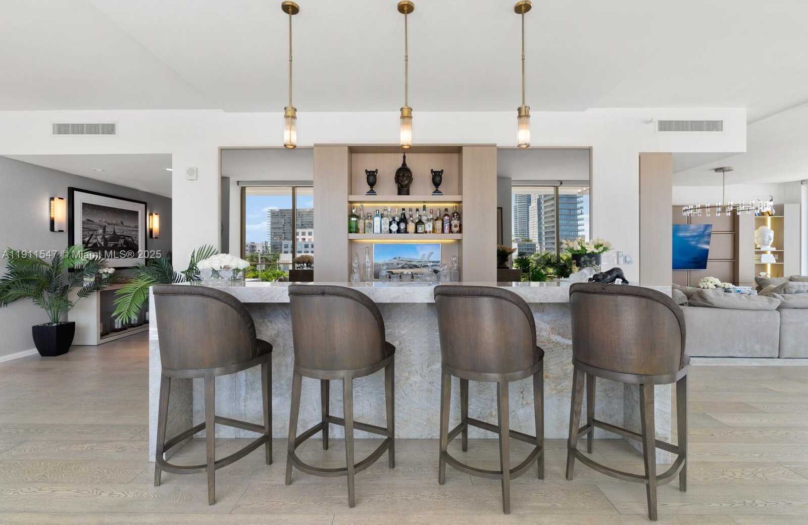 Small Image of 300 COLLINS AVE #PH3, Miami Beach Number 12