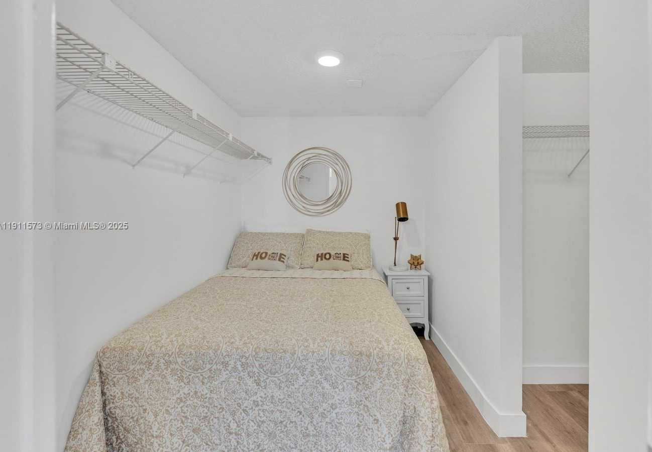 Small Image of 17720 NORTH BAY RD #803, Sunny Isles Beach Number 15