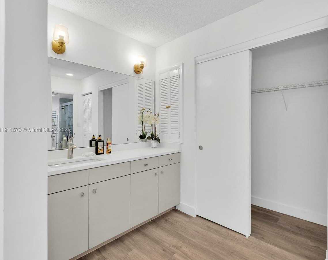 Small Image of 17720 NORTH BAY RD #803, Sunny Isles Beach Number 17