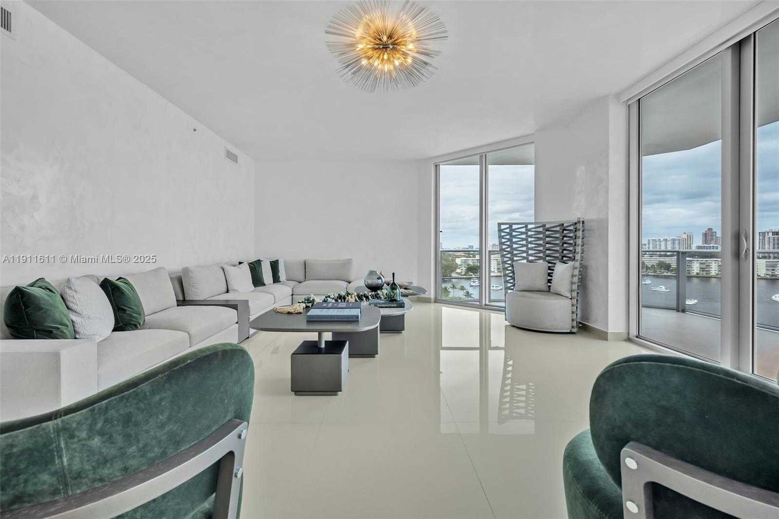 Small Image of 17301 BISCAYNE BLVD #910, North Miami Beach Number 10