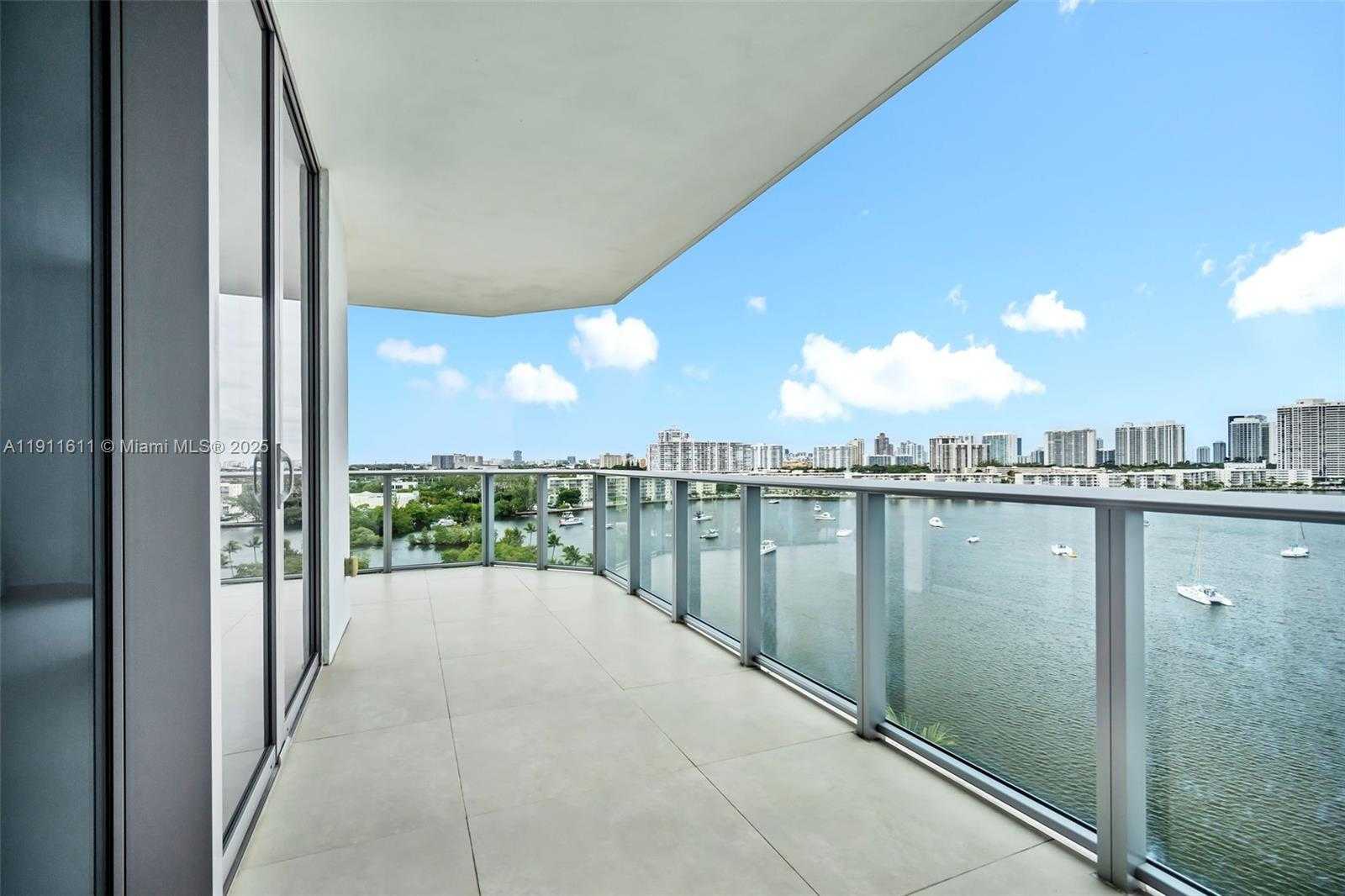 Small Image of 17301 BISCAYNE BLVD #910, North Miami Beach Number 14
