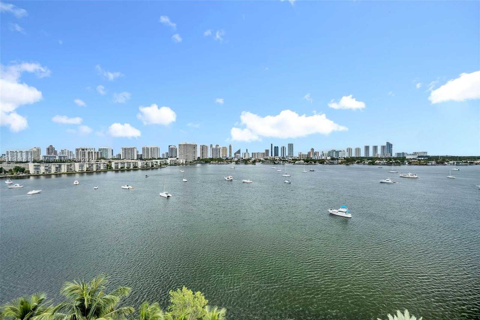 Small Image of 17301 BISCAYNE BLVD #910, North Miami Beach Number 16