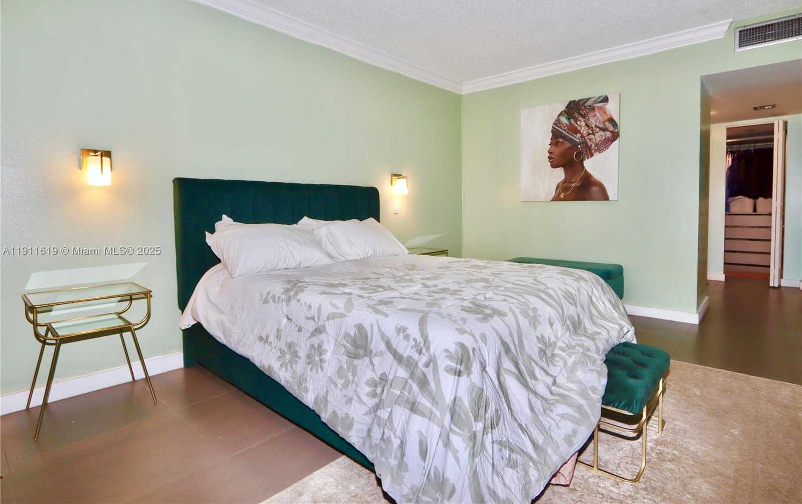 Small Image of 20379 WEST COUNTRY CLUB DR #836, Aventura Number 17