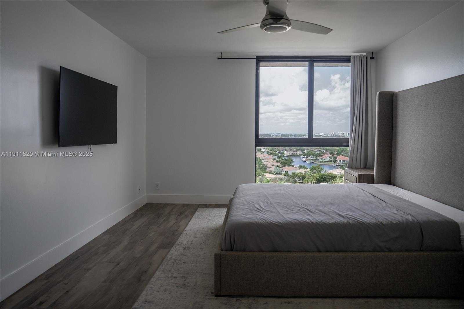 Small Image of 1600 SOUTH OCEAN DR #17D, Hollywood Number 7