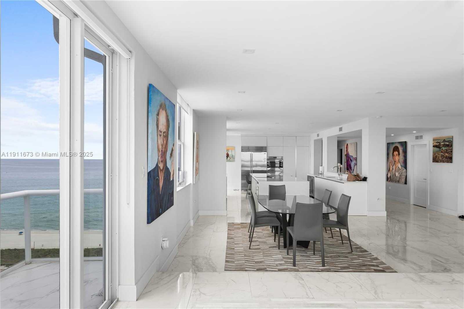 Small Image of 5001 COLLINS AVE #PH-1, Miami Beach Number 13