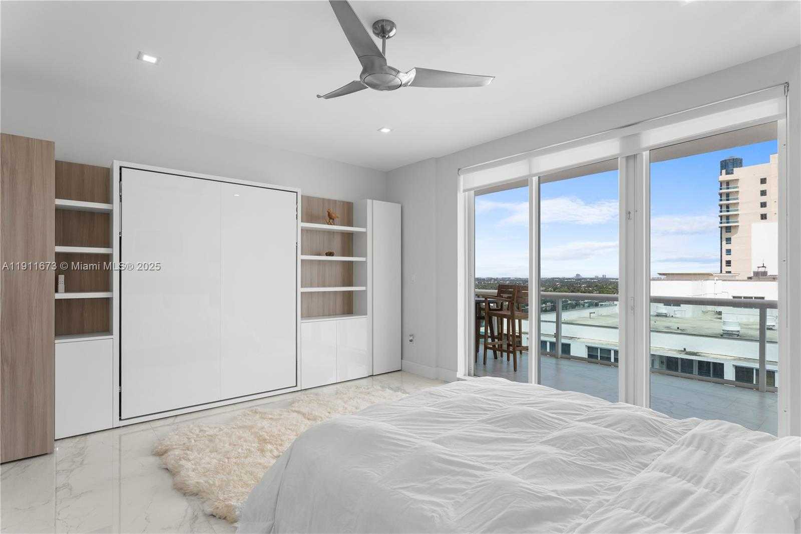 Small Image of 5001 COLLINS AVE #PH-1, Miami Beach Number 31