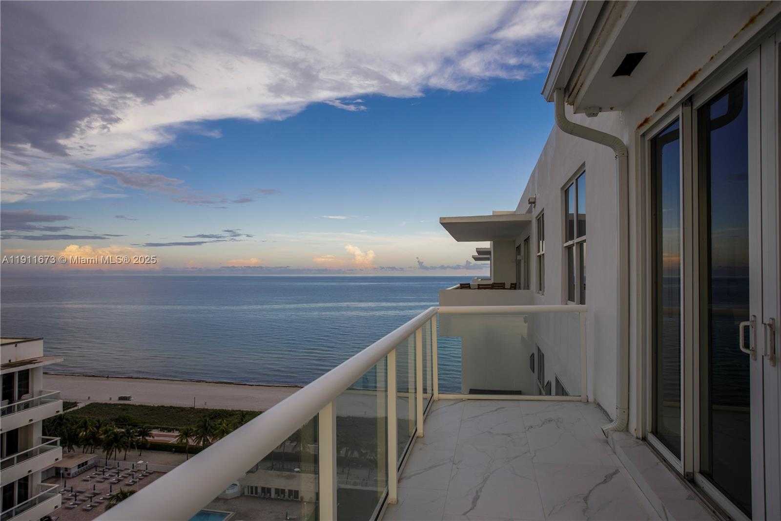 Small Image of 5001 COLLINS AVE #PH-1, Miami Beach Number 51