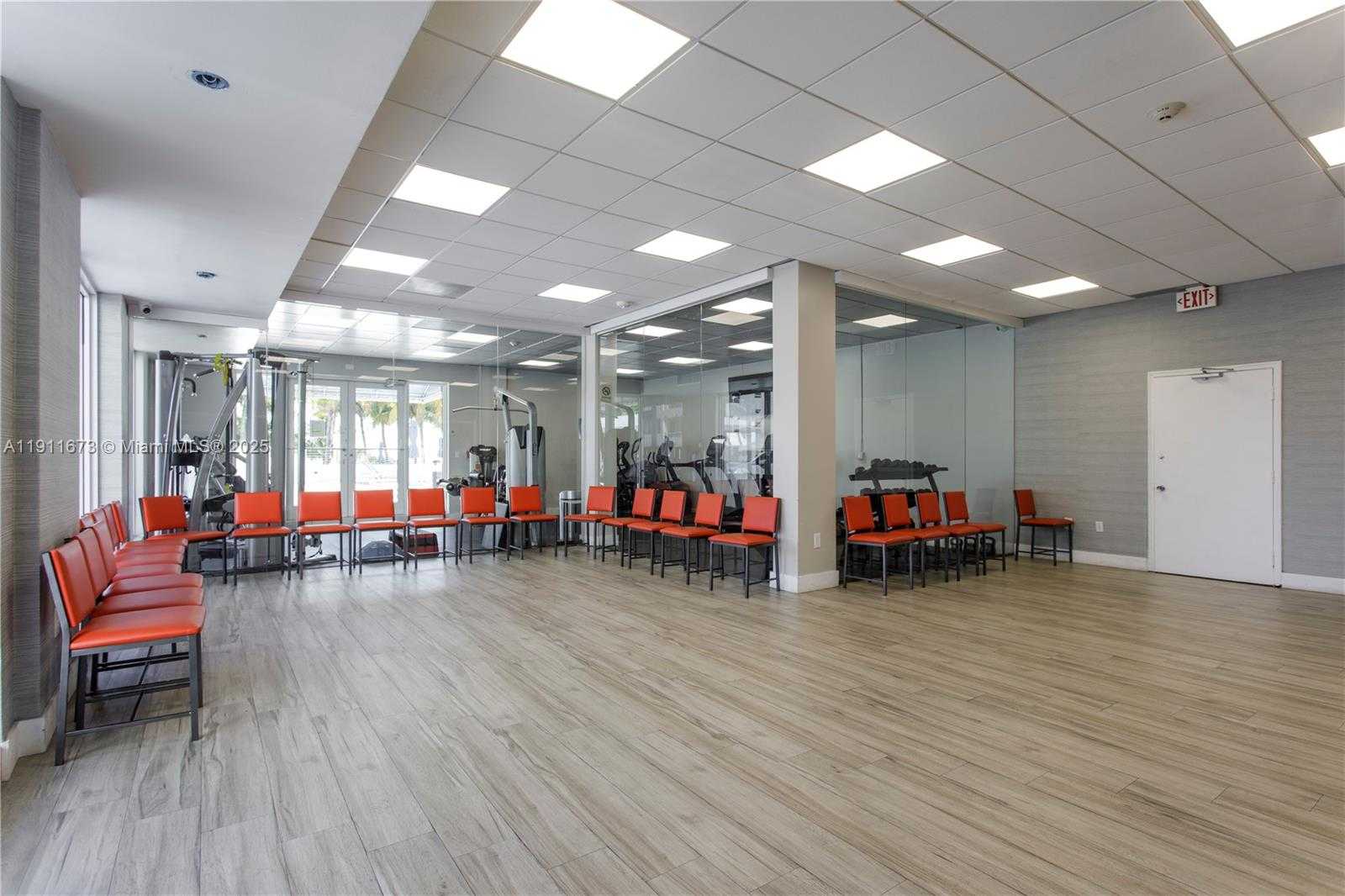 Small Image of 5001 COLLINS AVE #PH-1, Miami Beach Number 79