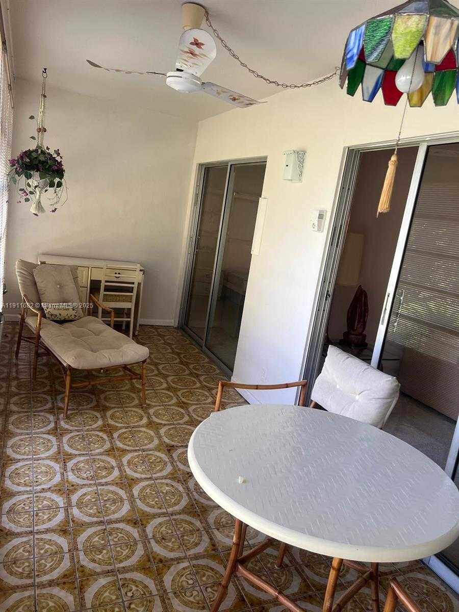 Small Image of 3102 PORTOFINO PT #M2, Coconut Creek Number 14