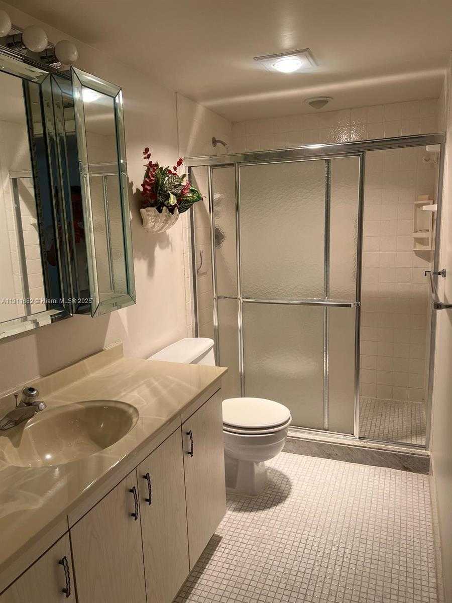 Small Image of 3102 PORTOFINO PT #M2, Coconut Creek Number 25