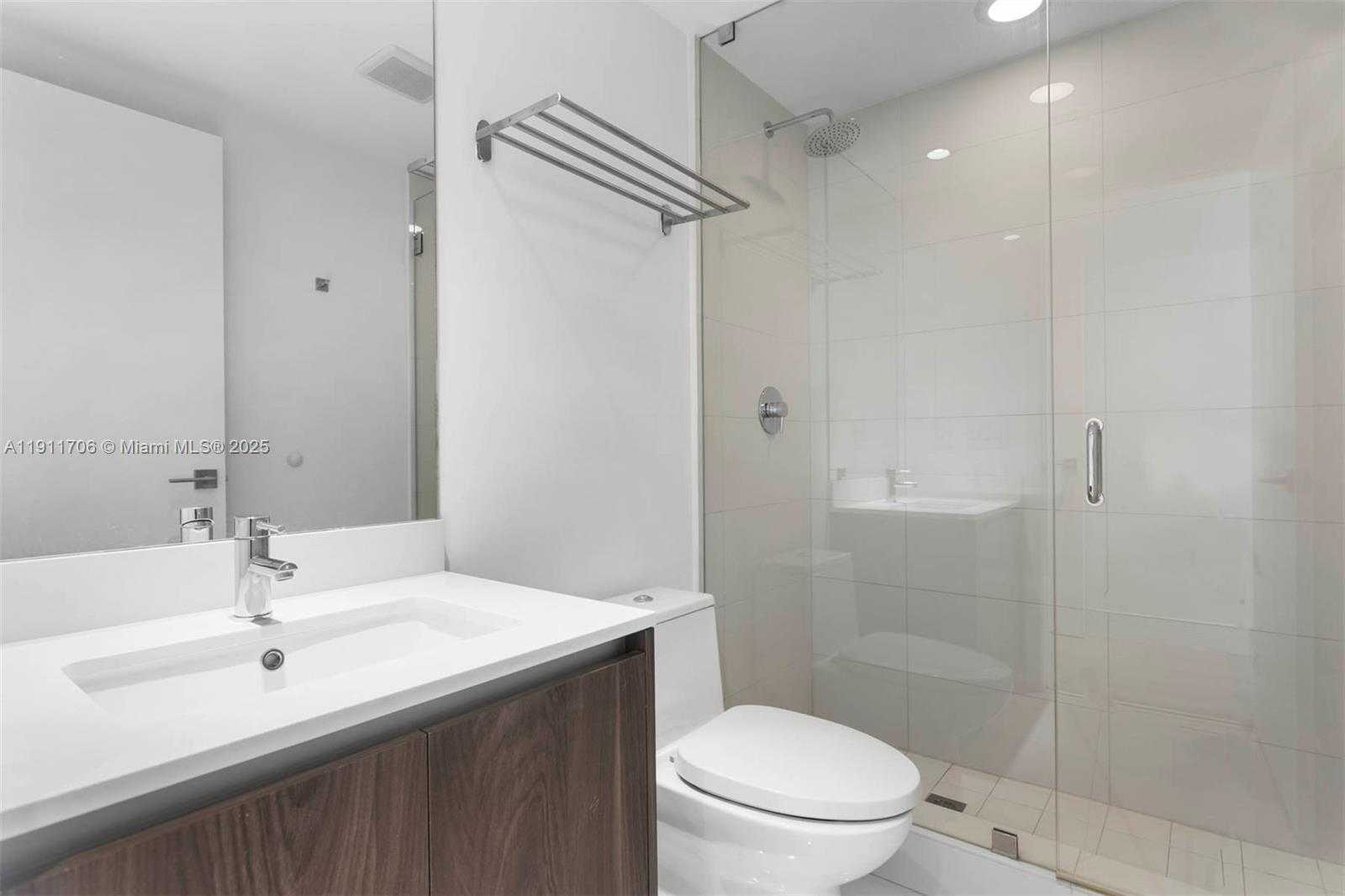 Small Image of 3131 NORTH EAST 7TH AVE #2604, Miami Number 24