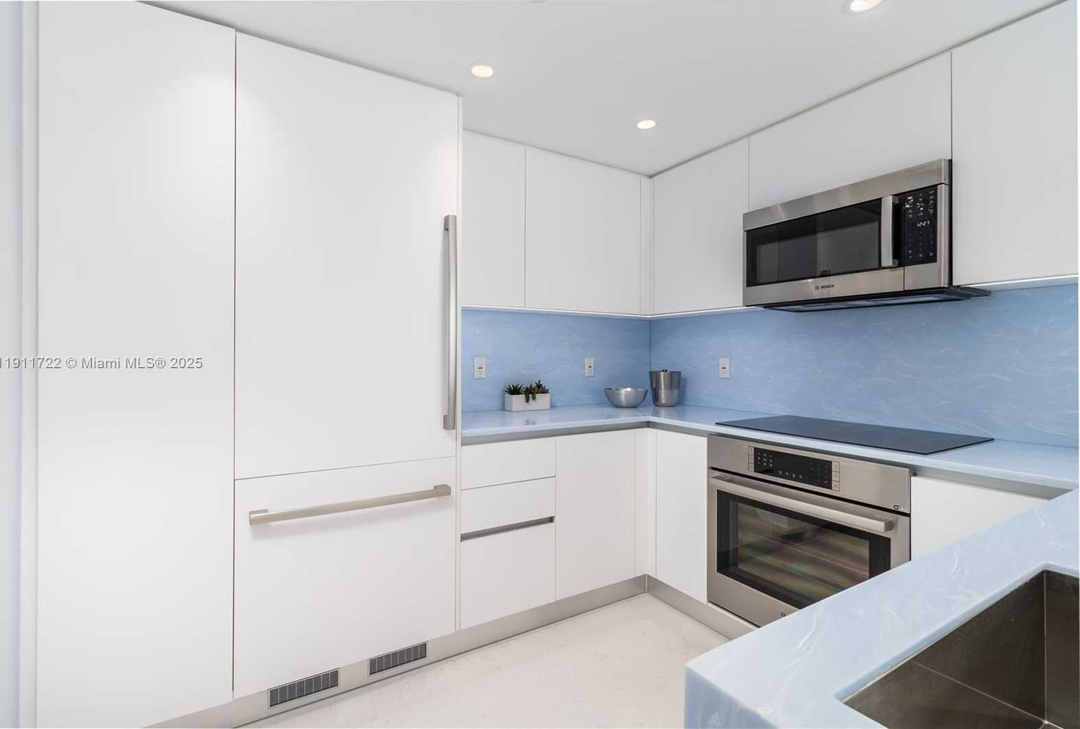 Small Image of 2475 BRICKELL AVE #1907, Miami Number 8