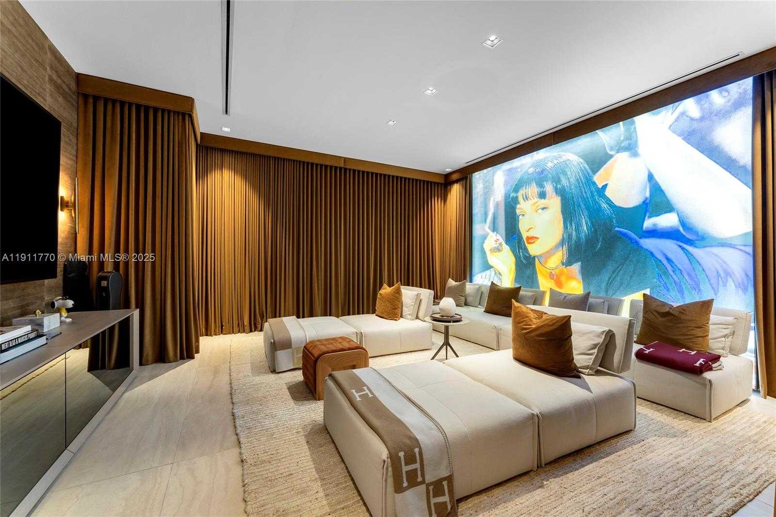 Imagen de Pequeño Objeto