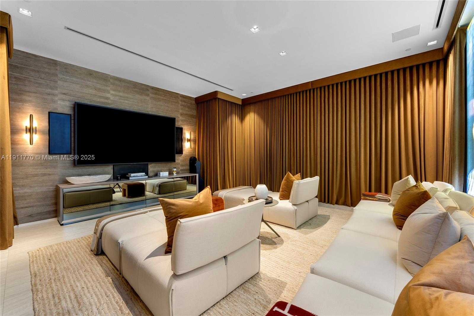 Imagen de Pequeño Objeto